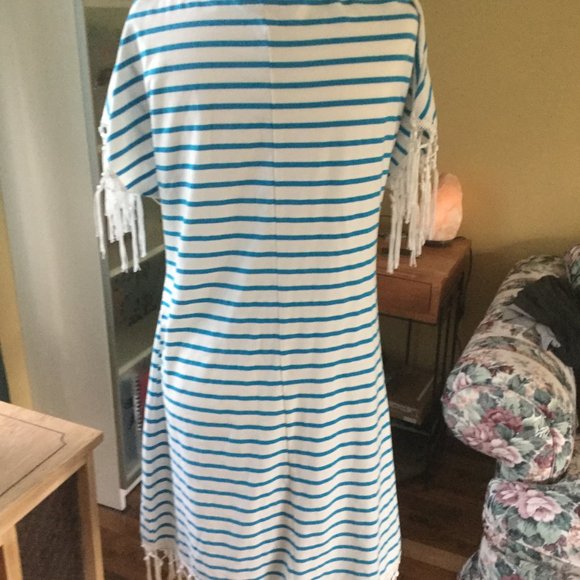 Nautical looking dress - Picture 5 of 6